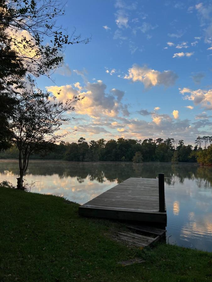 Kingwood Cottage - 10 Mins From Iah - Lake Front Humble Exteriér fotografie
